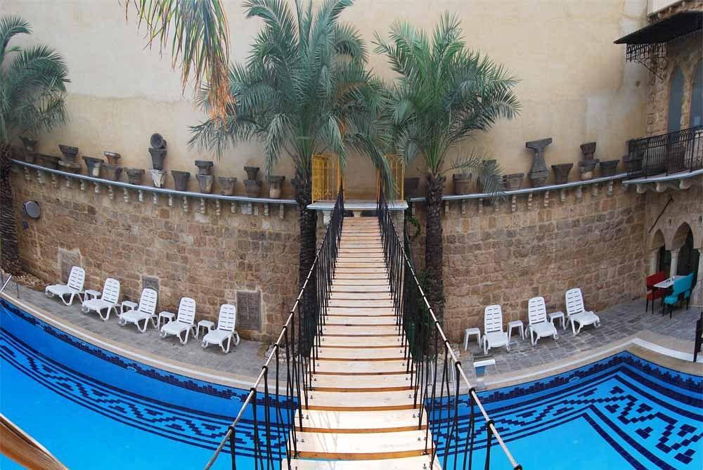 Assaha Hotel Бейрут Екстериор снимка